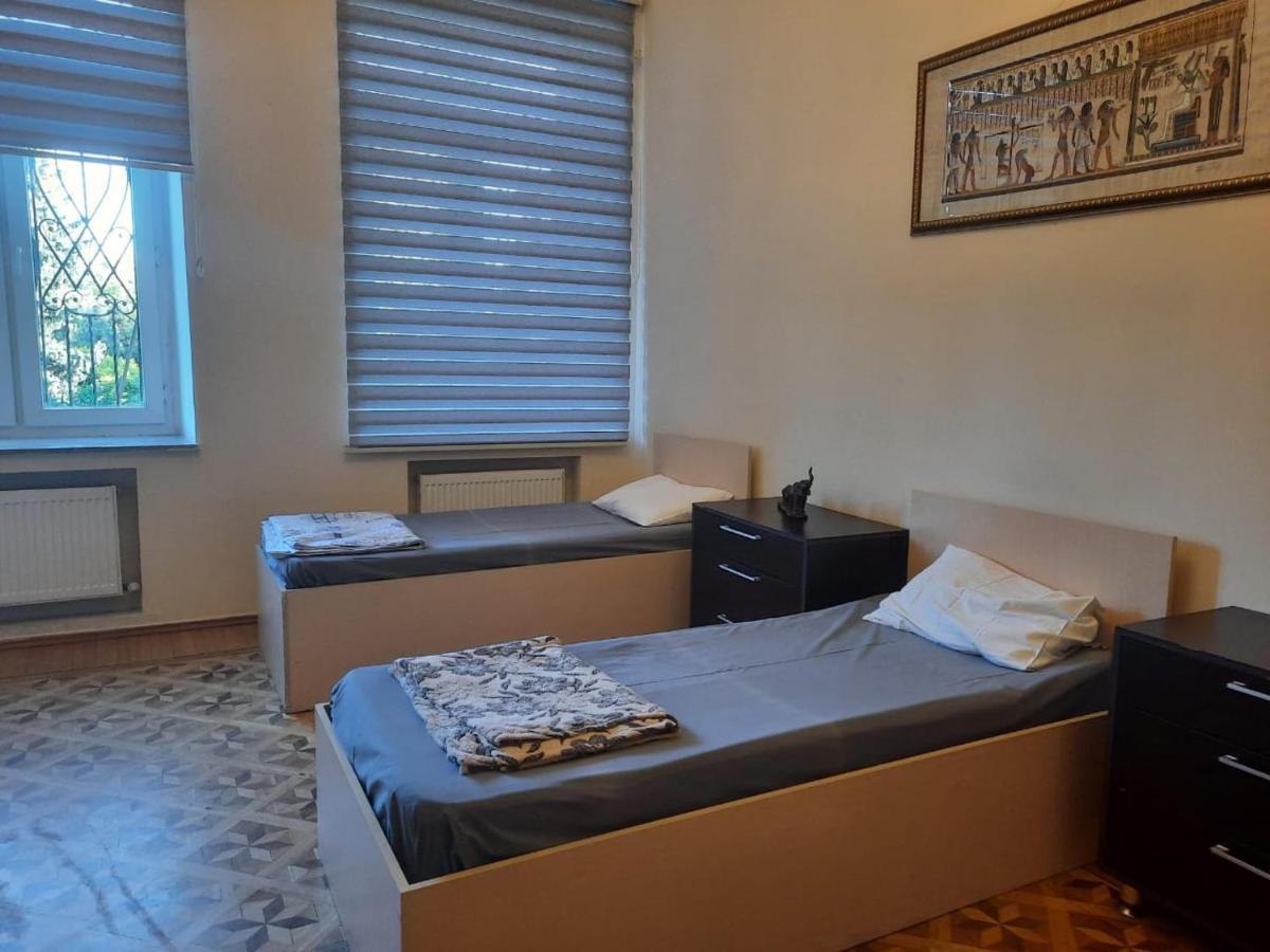 Centrum Hotel&Hostel Bakoe Buitenkant foto