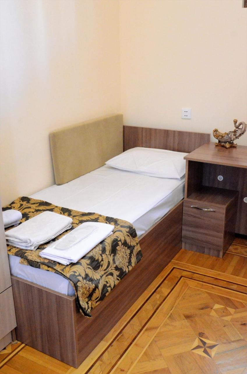 Centrum Hotel&Hostel Bakoe Buitenkant foto